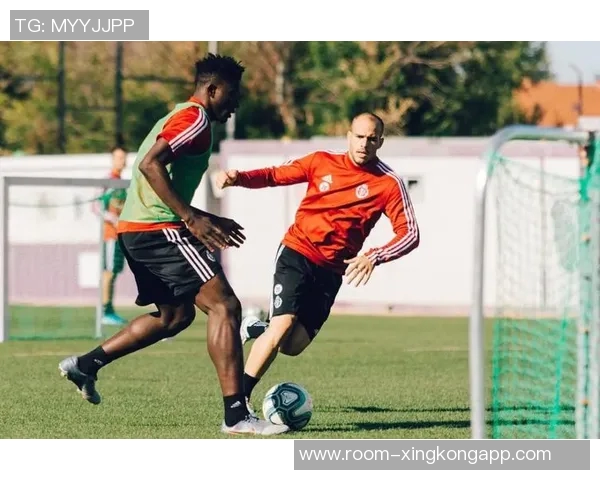 皇马后腰与中卫潜在引援目标分析格伊沃顿内维斯成热门人选