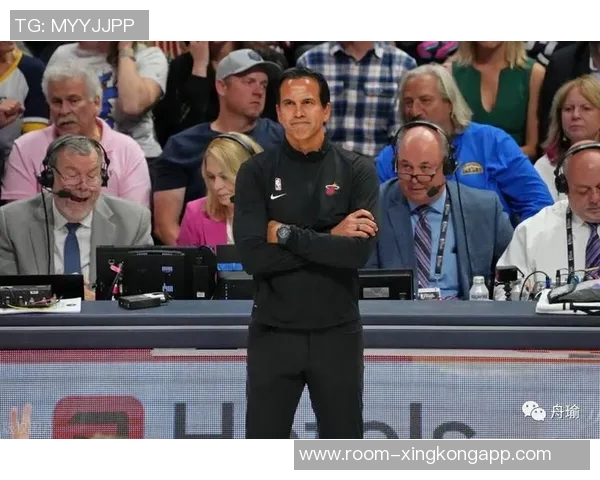 希罗赞鲍威尔训练刻苦表现优异为其取得佳绩感到由衷高兴